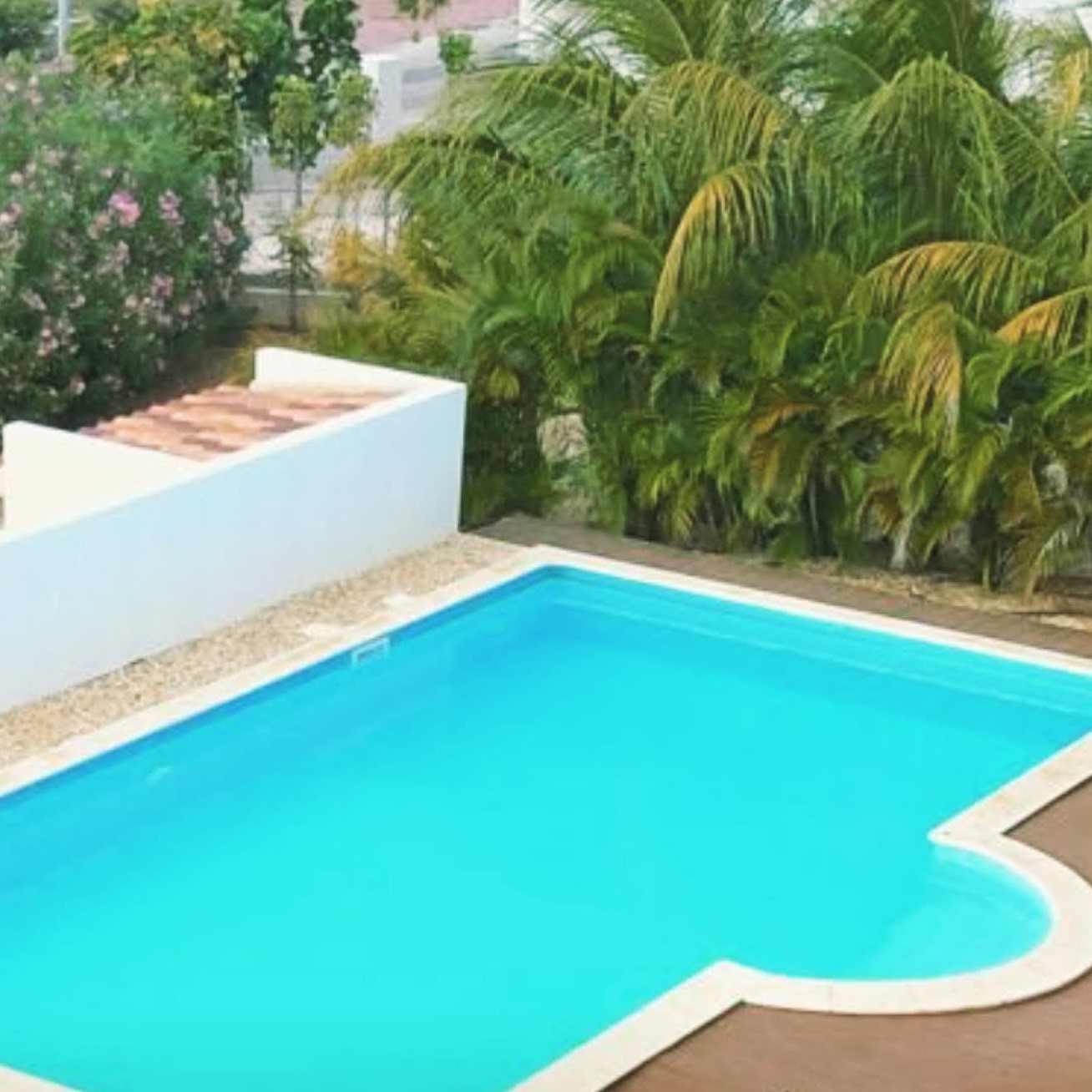 Zwembad bovenaanzicht