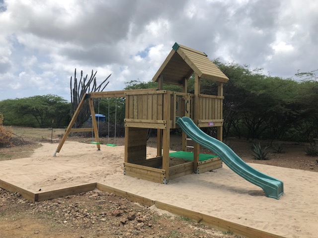 Bonaire Villa Caribbean Dream Playground with slide