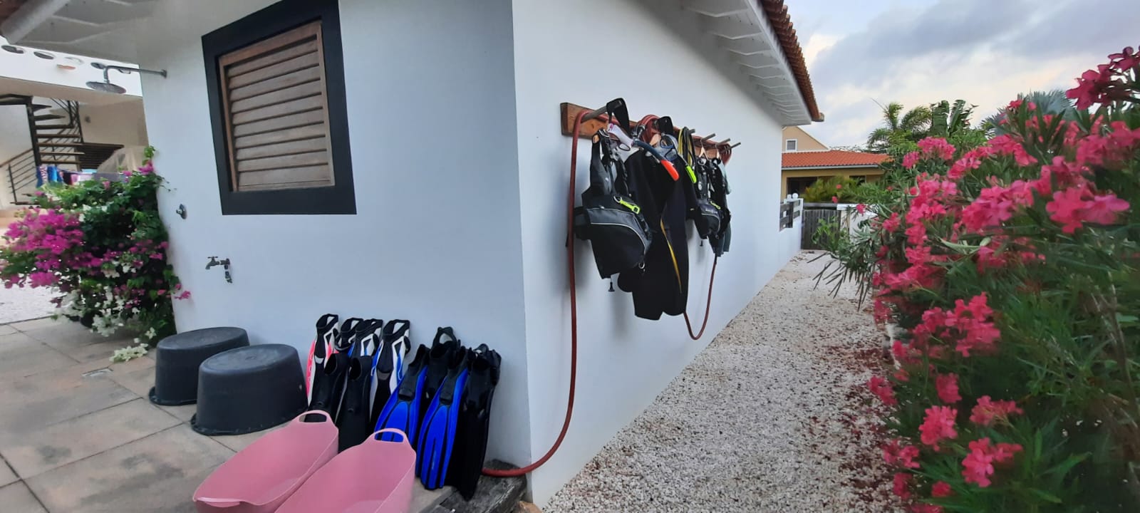 Bonaire Villa Caribbean Dream Laundry-Dry Place snorkeling and diving equipment